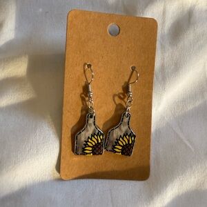 Silver Cow Ear Tag Sunflower Western Earrings — Never Worn
